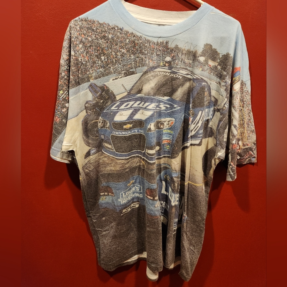 Mens extra large nascar jimmie johnson short sleeve shirt